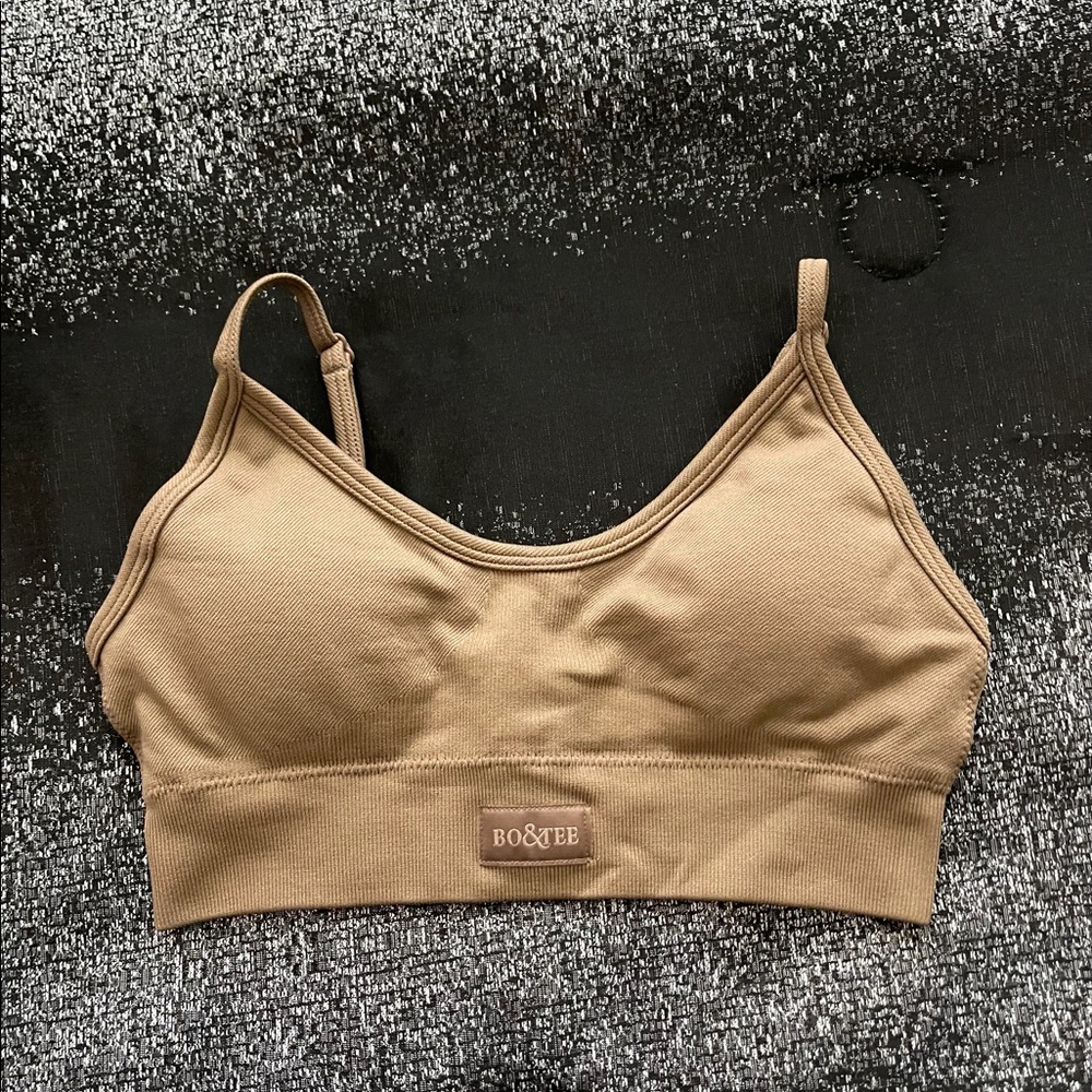 Bo&Tee sports bra
